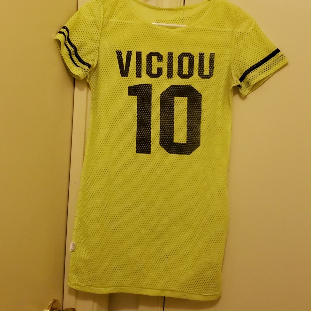 Neon yellow jersey